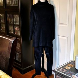 👗 Jones Wear Navy Lounging Outfit